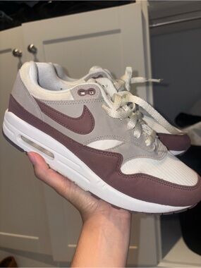 Nike Air Max Sneakers Mauve tan/cream/pink- Women size 9.5